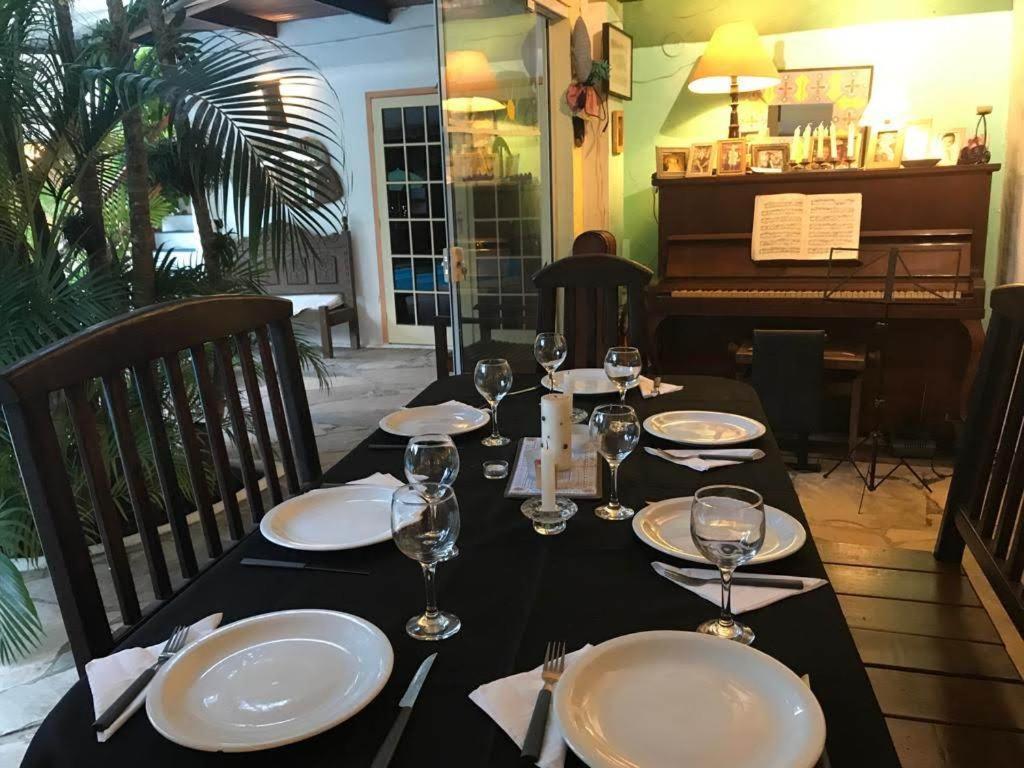 Chez Marine Guest House Armacao dos Buzios Luaran gambar